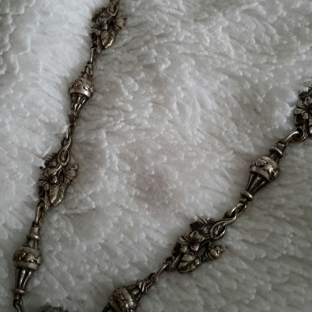 Vintage Chrysoprase Necklace - Picture 3 of 6